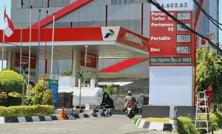Komisi XI Sebut Pemerintah Siapkan Insentif Redam Dampak Harga Pertamax Naik